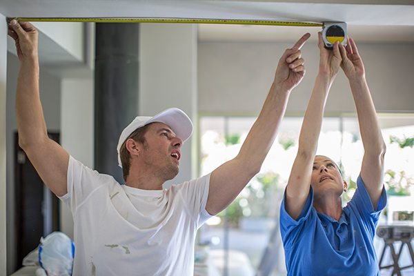 How Professional Contractors Inspect Building Cornices in NYC